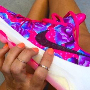 NIKE KD VIII AUNT PEARL